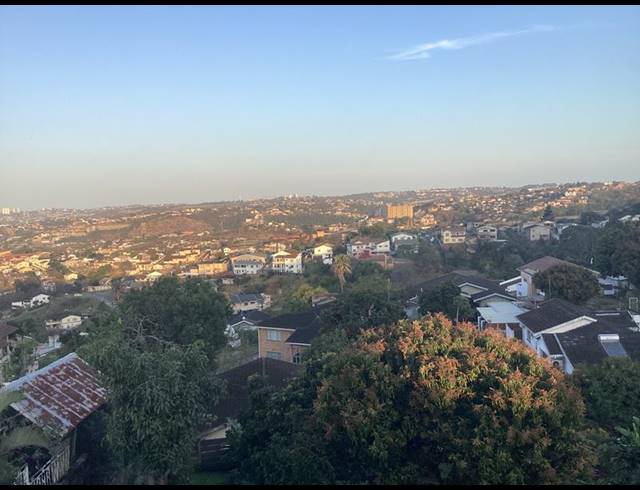 6 BEDROOM HOUSE FOR SALE IN RESERVOIR HILLS